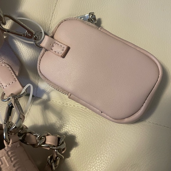 Steve Madden Pink Crossbody Bag with Embossed Texture New!!!! - Picture 5 of 6